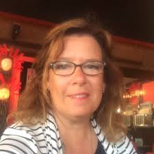 I am excited to announce that following my graduation from UVA this spring,  I will be working as a Social Media Specialist for the Virginia Theatre  Festival's Summer 2023 season!