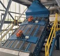Vibrating Screen Machine - JH Equipment
