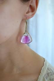 Earrings With Pink Petals In Resin Clarkia Petals In Resin Etsy In 2020 Pink Petals Earrings Handmade Earrings