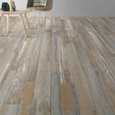 Amoureux du vintage ou de la déco industrielle, les dalles acier vintage description leroy merlin a sélectionné pour vous des matériaux garantissant une facilité de pose pour tous et un confort acoustique tableau de caractéristiques du. Lame Pvc Gerflor Senso Lock Plus Harbor Bleu Sol Pvc Lame Pvc Clipsable Pose Plinthe