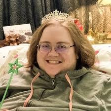 Leslie Brogdon's Instagram, Twitter & Facebook