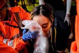 爆眼女被代表律師跣到攤攤腰，醫療報告曝光，成警方調查對象？ 庭上被連環ko？ 【穎欣獨家爆料】 xxx爆黎智英私隱，建議黎提名諾 爆眼女被代表律師跣到攤攤腰，醫療報告曝光，成警方調查對象？ Fjkzmumrvqmzim