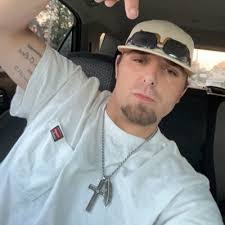 Kayla Stull's Instagram, Twitter & Facebook