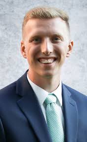 College Students Earn Scholarships