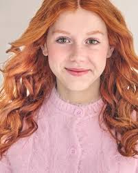 No way ! Compare Barbara Lauren Stultz , @bar.bar.uh previous headshot with  long hair posted recently,,, this character is just another creature !  Don't be fooled Barbara is not just another pretty