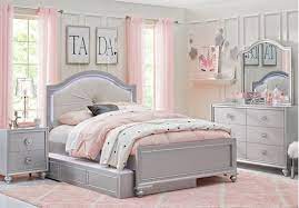 Modern girls bedroom sets come with ample storage because space is a common problem now. Pin On Home Decor