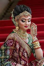 Traditional Indian Bridal Makeup Looks That You Must Know As A Bride Indian Bride Makeup Indian Bridal Hairstyles Bridal Makeup Looks