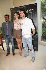 Varun dhawan took to instagram to share a picture from his walk today morning. Banita Sandhu S Feet Wikifeet