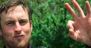 Tributes flow for Tasmanian kayaker Adrian Kiernan