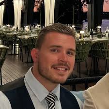 Extremely proud to receive the 2022 Griffith award for academic excellence. 