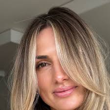 Ella Pearce (ellagp90)