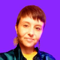 Ellery Davis's Instagram, Twitter & Facebook