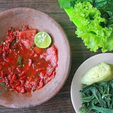 Selamat berjumpa lagi bunda kali ini kita akan coba mensajikan sambal lombok ijo khas masakan padang cocok disajikan dengan rendang daging sapi resep. Resep Sambal Dadak Ala Dian Pelangi Yang Sederhana Ada Tipsnya