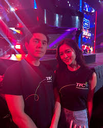 VỪA MỚI: Kim Chiu và Paulo Avelino thông báo rằng họ sẽ sớm làm một bộ  phim. Chưa có chi tiết nào và theo Paulo, thêm thông tin về dự án mới