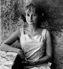 Brigitte bardot est l'une des femmes qui ont le plus marqué le xxe siècle. Mijanou Bardot Wikipedia