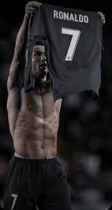 مثير: فيديوهات Cristiano Ronaldo الخاصة المتداولة على الإنترنت