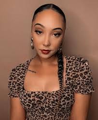 Lekisha Hamilton's Instagram, Twitter & Facebook