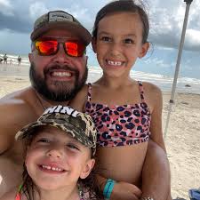 Starting powder charge for 25 creedmoor with 135 bergers?