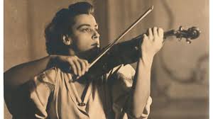 Fille joue du violon à la célébration du mariage vidéo à télécharger ⬇ vidéo de stock 217577702 ▶ énorme collection des hd/4k vidéos, clips video, footages libres de droits. Les Femmes Et Le Violon Les Pionnieres