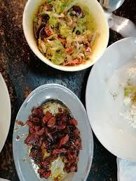 Tujuan didirikannya dusun bambu yakni sebagai tempat rekreasi keluarga yang sekaligus sebagai sarana edukasi tentang perpaduan budaya tradisional dengan kehidupan modern. Dishes Served Picture Of Nasi Bamboo Sungai Klah Sungkai Tripadvisor