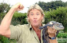 He shared the love for animals all his life, stemming from being raised at the queensland reptile and fauna park. Mit 15 Jahren Unterschied Steve Irwin Und Sein Sohn Futtern Am Gleichen Ort Dasselbe Krokodil