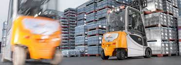 No job is too big or too small for our specialists to work with you on. Electric Forklift Trucks Still Germany
