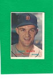 Billy Howton's Instagram, Twitter & Facebook