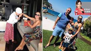 Bakan ve ets tur patronu mehmet ersoy'un eşi pervin ersoy'un işçiye el öptürüp abd doları vermesi eleştiri konusu oldu. Bakan Ersoy Un Esi Konustu O Fotograf Kabus Gibi Uzerime Coktu Gundem Haberleri