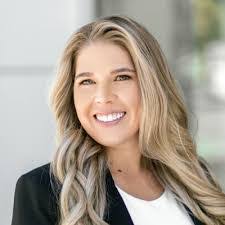 Jaclyn Clark's Instagram, Twitter & Facebook