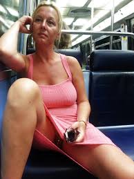 Vintage upskirt mature porn - classic captures for discerning eyes