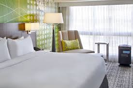 Renaissance Nashville Hotel Pure Allergy Friendly King Guest Room Memorable Holiday Suite Home Decor Nashville Hotels Hotel