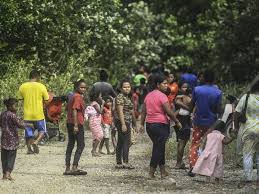 Data 2 orang saksi pernikahan, berikut fotokopi ktp yang bersangkutan. Orang Asli Melarikan Diri