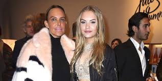 Uwe ochsenknecht wurde als sohn protestantischer eltern geboren. Gntm Natascha Ochsenknecht Schiesst Gegen Germany S Next Topmodel Express De