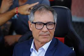 What is this message about? Ariel Holan Candidato A Dirigir Una Seleccion Todas Las Noticias De Independiente Soy Del Rojo