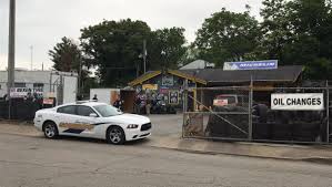 Is located in knoxville city of tennessee state. North Knoxville Tire Shop Owners Arrested On Theft Charges In Raid