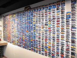Hot wheels wall tracks brings stunts, speed, turns and tricks to new heights. Pin By Mark Wagner On Toy Hobby Hot Wheels Wall Hot Wheels Display Hot Wheels Room