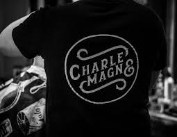 Amazon Com Charlemagne Pomade Clay Matte Haar Paste Und Die Coolsten Messy Looks Herren Bart Stile Her In 2020 Herren Frisuren Herrenfrisuren Coole Manner Frisuren