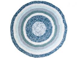 Die restliche zeit verschönert der teppich mit dem niedlich schlafenden kaninchen das kinderzimmer. Sebra Teppich Tannenblau Melange Takatomo De
