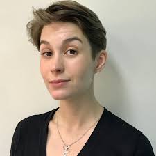 Get to know our upcoming presenters! Meet Liz Weston 👏 Liz is a speech  pathologist who has spent most of her career working with people who  experience communication support needs. Liz currently