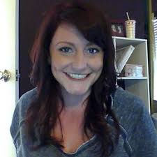 Elizabeth Rutz (@sunkistblondie)