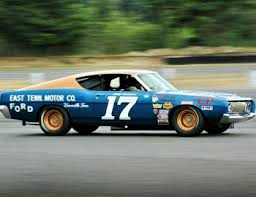 Serienfahrzeug) ab, da ursprünglich nur modifizierte großserienfahrzeuge eingesetzt werden durften. All Pictures Of Ford Torino Nascar Race Car 1968