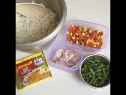 Nasi goreng is often described outside of its region of origin, maritime southeast asia, as an indonesian rice dish cooked with pieces of meat and vegetables. Nasi Goreng Adabi Simple Sedap Youtube