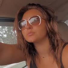 Kayla Ream's Instagram, Twitter & Facebook