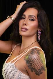 Rosa Montoya's Instagram, Twitter & Facebook