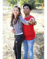 Xiv Actor Dancer Fangirl A Weird Human Being Who Believes In Love And Equality Babe On The Nic Nickelodeon Game Shakers Game Shakers Babe Nickelodeon Girls