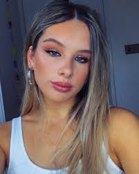 ℭ𝔥𝔞𝔯𝔩𝔶 (@charlymaemusic) • Instagram photos and videos