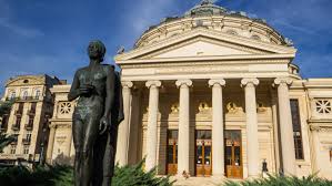 176 de ani de la nașterea lui Mihai Eminescu: Cum a redefinit poetul literatura română și a devenit un...