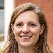 Judith Siegel's Instagram, Twitter & Facebook