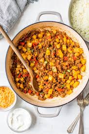 When serving, be sure to scoop all the way down to the bottom of the slow cooker so everyone gets a good taste of all the yummy layers. Ground Beef And Potatoes Simple Skillet Meal Wellplated Com