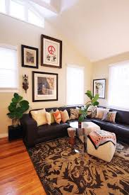 Pin By Jul Feuling On Apartment 2 Eclectic Living Room Leather Sofa Living Room Eclectic Living Room Design